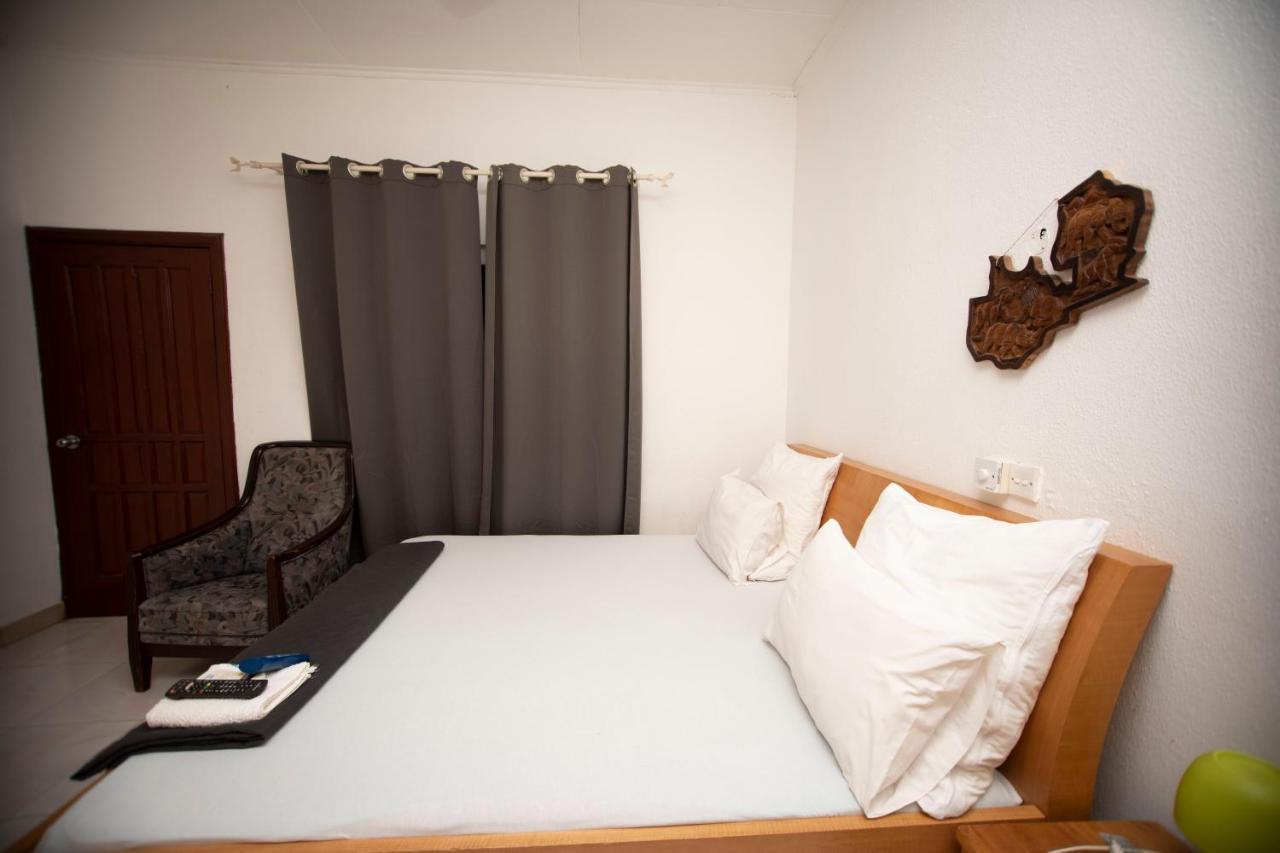 Marysin Guest House Akkra Exterior foto